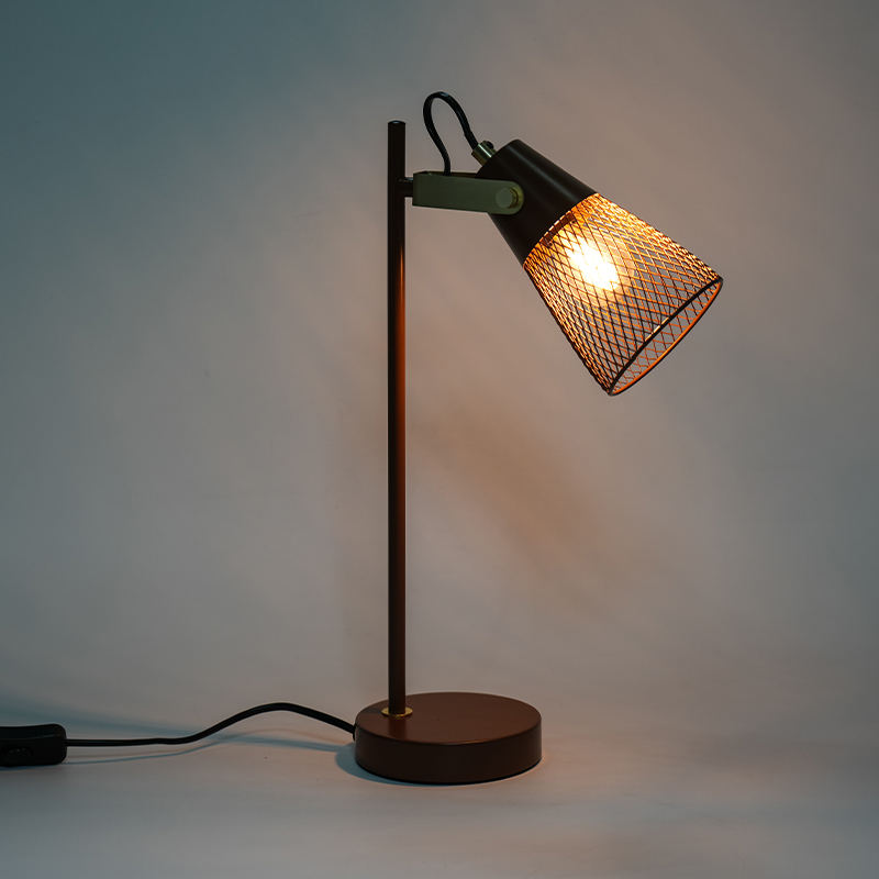 Отель спальня металлическая полость железной настольной лампы