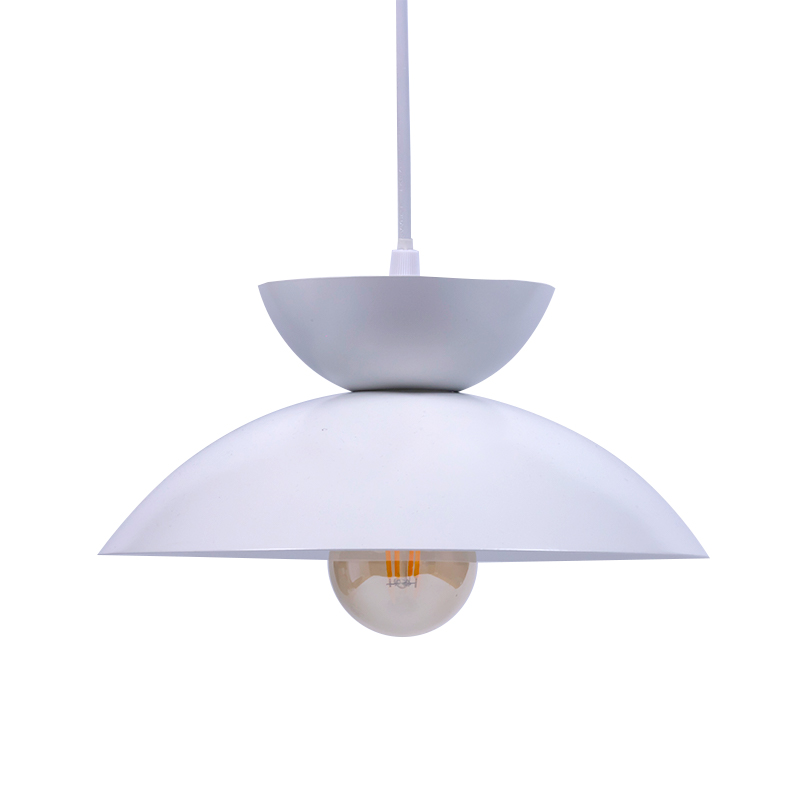 Простая белая слоистая металлическая люстра